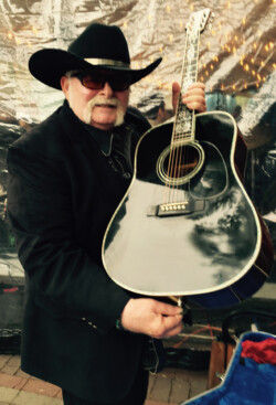 Rambler Rick at Leunig’s Bistro preparing to go on stage at the Discover Jazz Festival, downtown Burlington, VT (2019) Rick-at-Leunigs